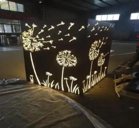 通州耐候钢灯箱